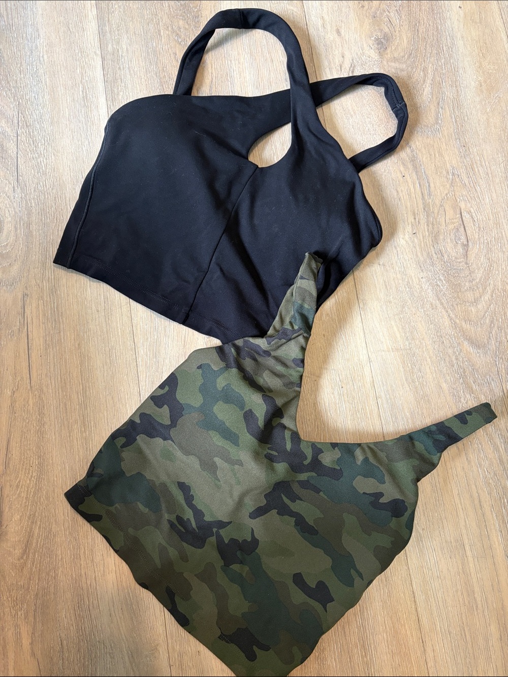 aerie Black Scoop Sports Tank & Green Camo Crop Top Duo